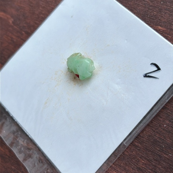 Antique Vintage Jadeite Jade Pendant (NEW) Baby Pig? Vegetable? - Picture 5 of 9